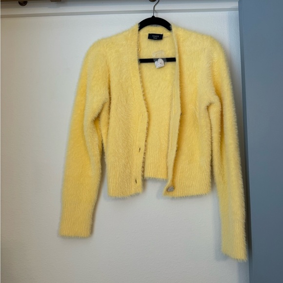 NWT VICI Yellow Fuzzy Knit Pearl Heart Button Front Cardigan- Size Small - Picture 12 of 13